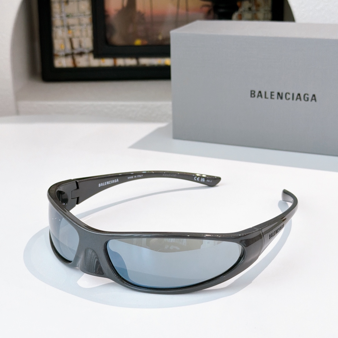 Balenciaga glasses-7