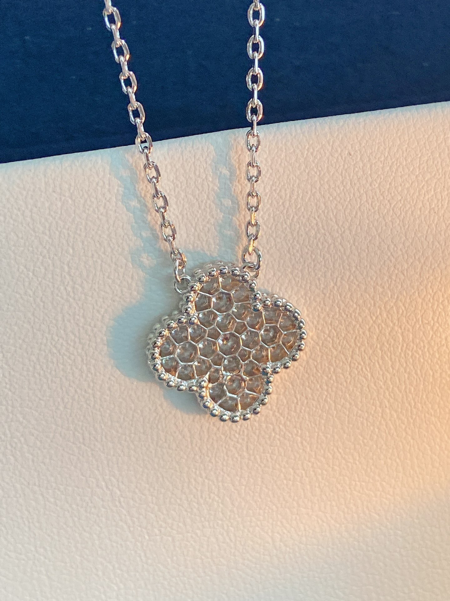 Van Cleef & Arpels necklace-26