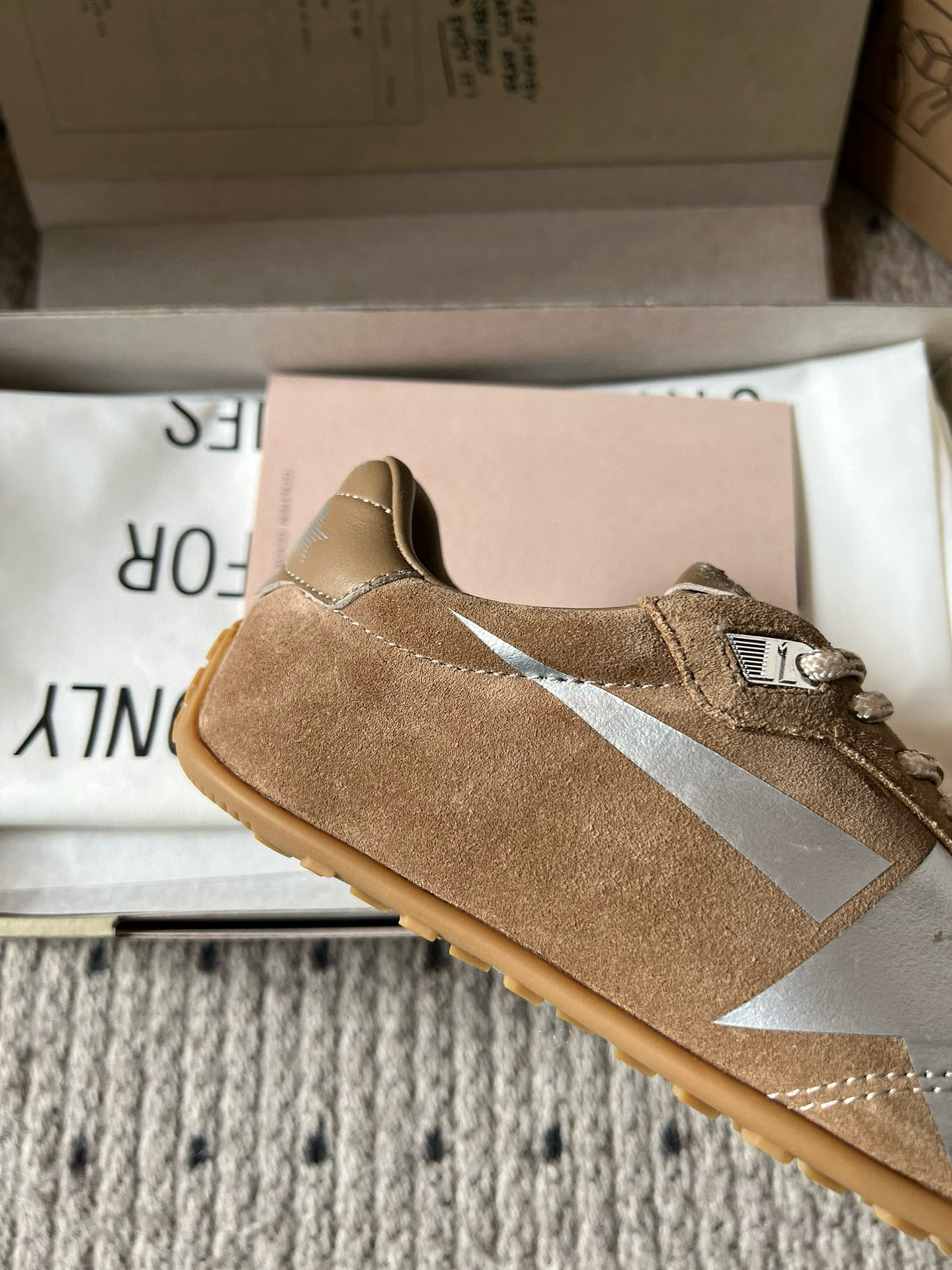 Golden Goose Sneakers-56