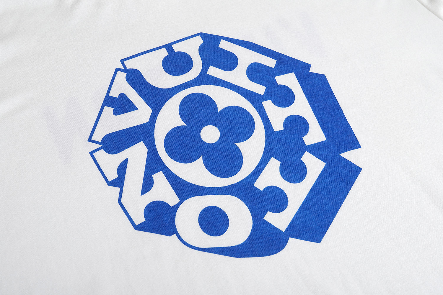 LV clothing-212