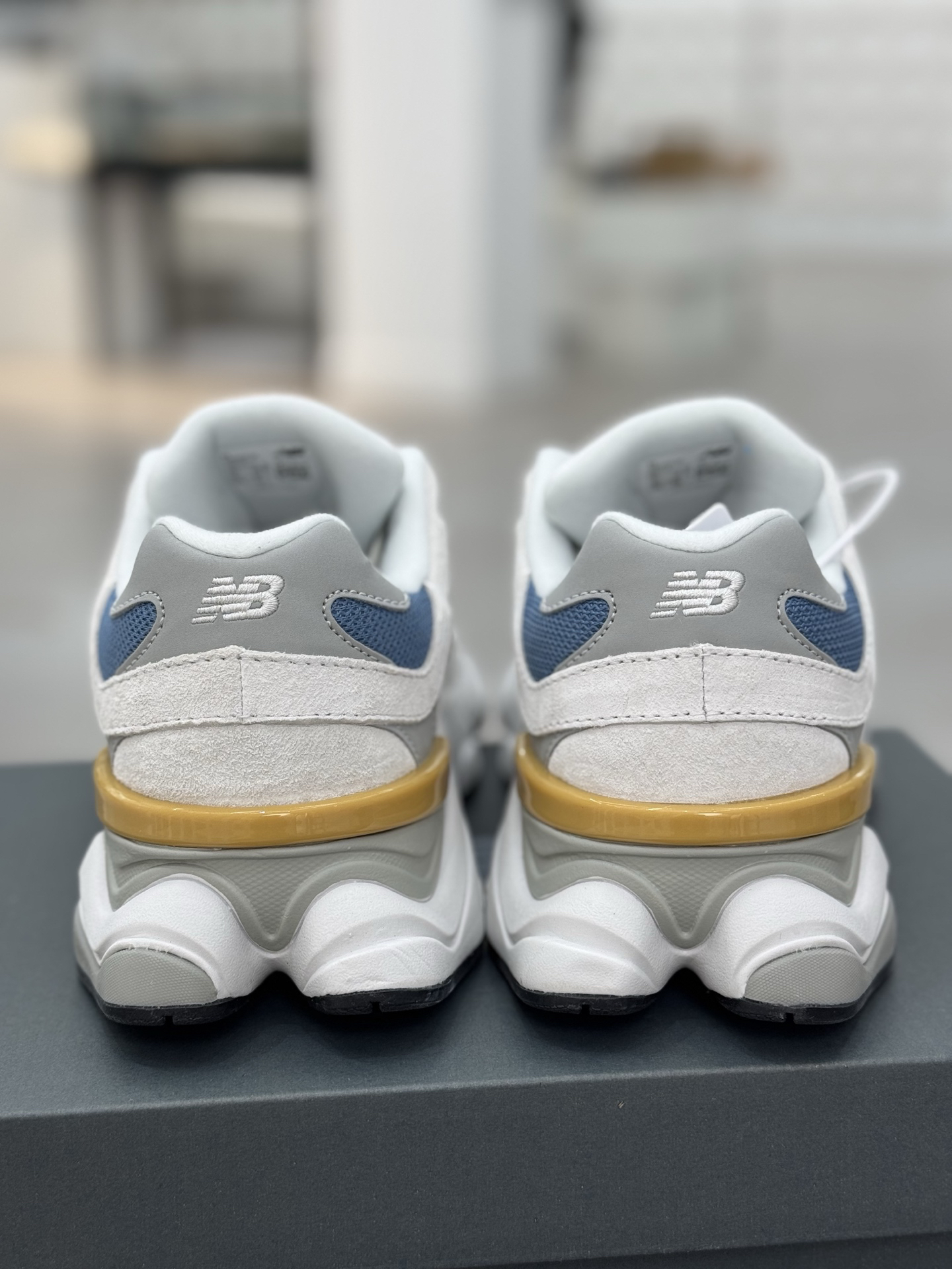 New Balance Sneakers-283