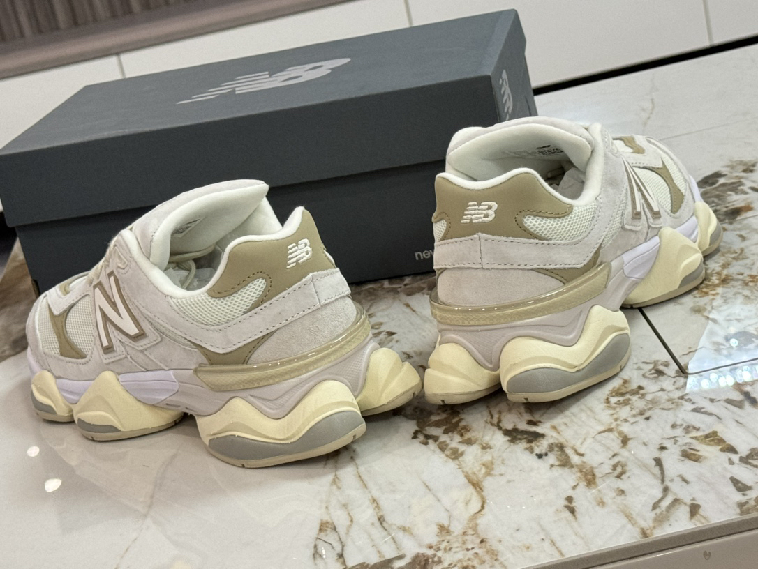 New Balance Sneakers-145