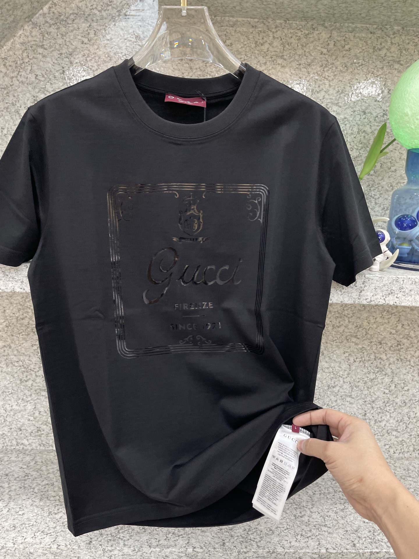 Gucci Clothing-198