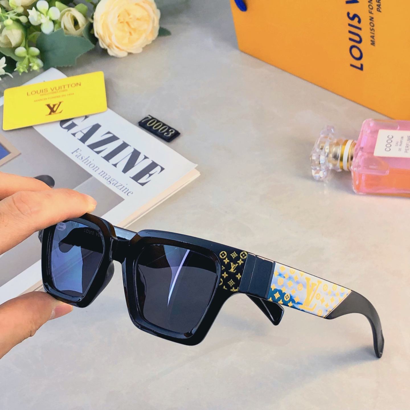 LV glasses-24