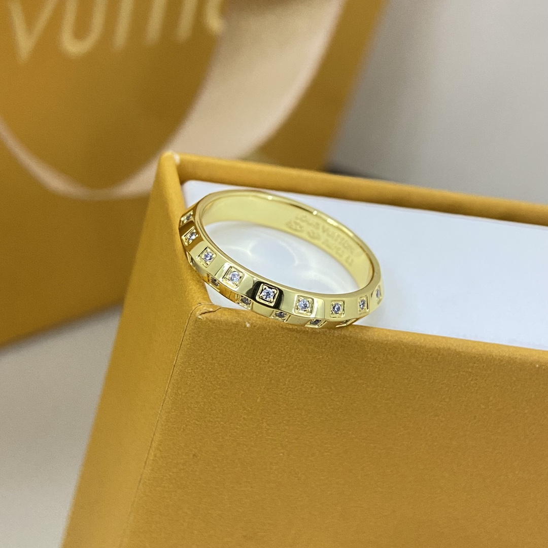 LV ring-66