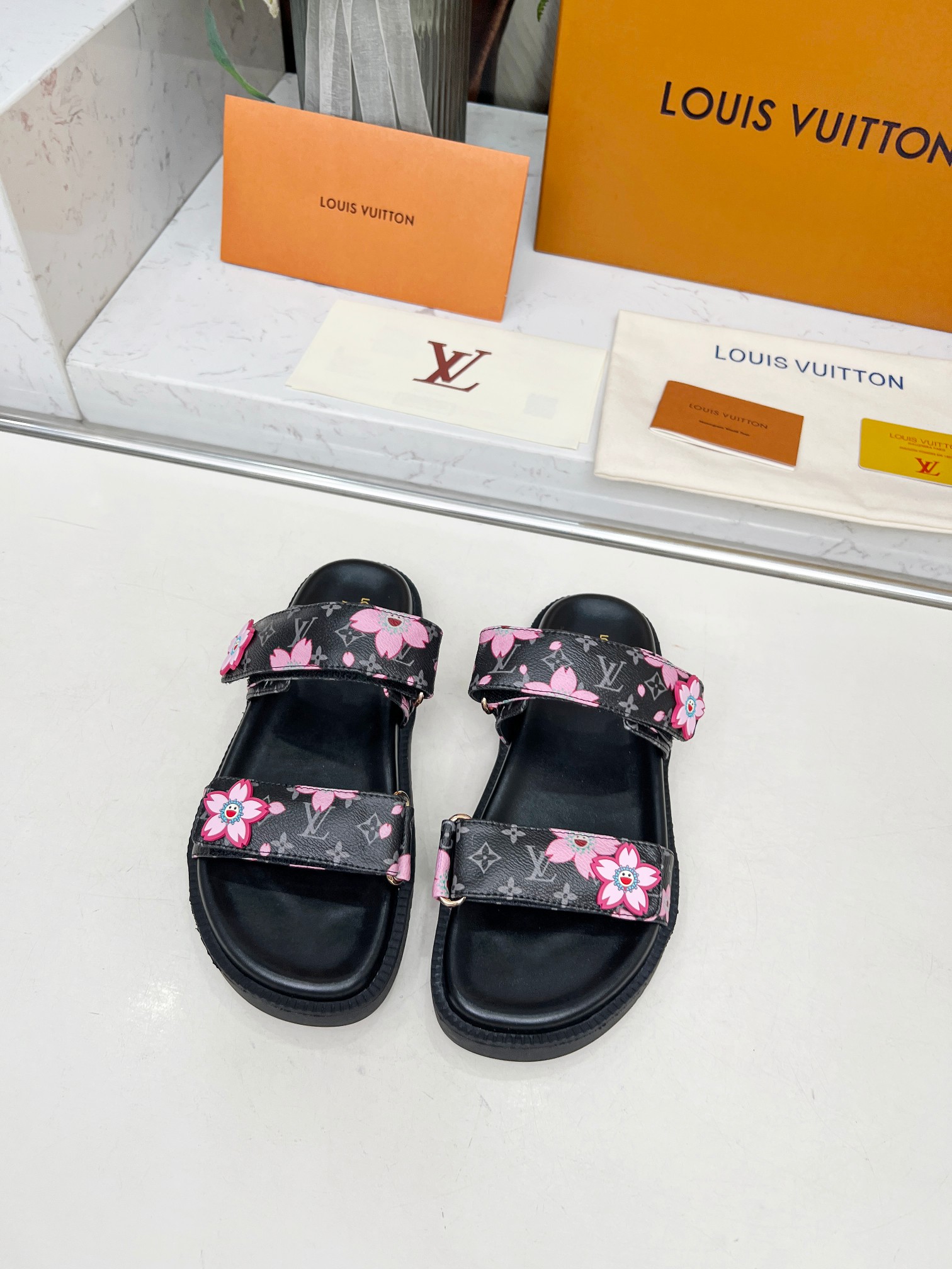 LV Summer footwear