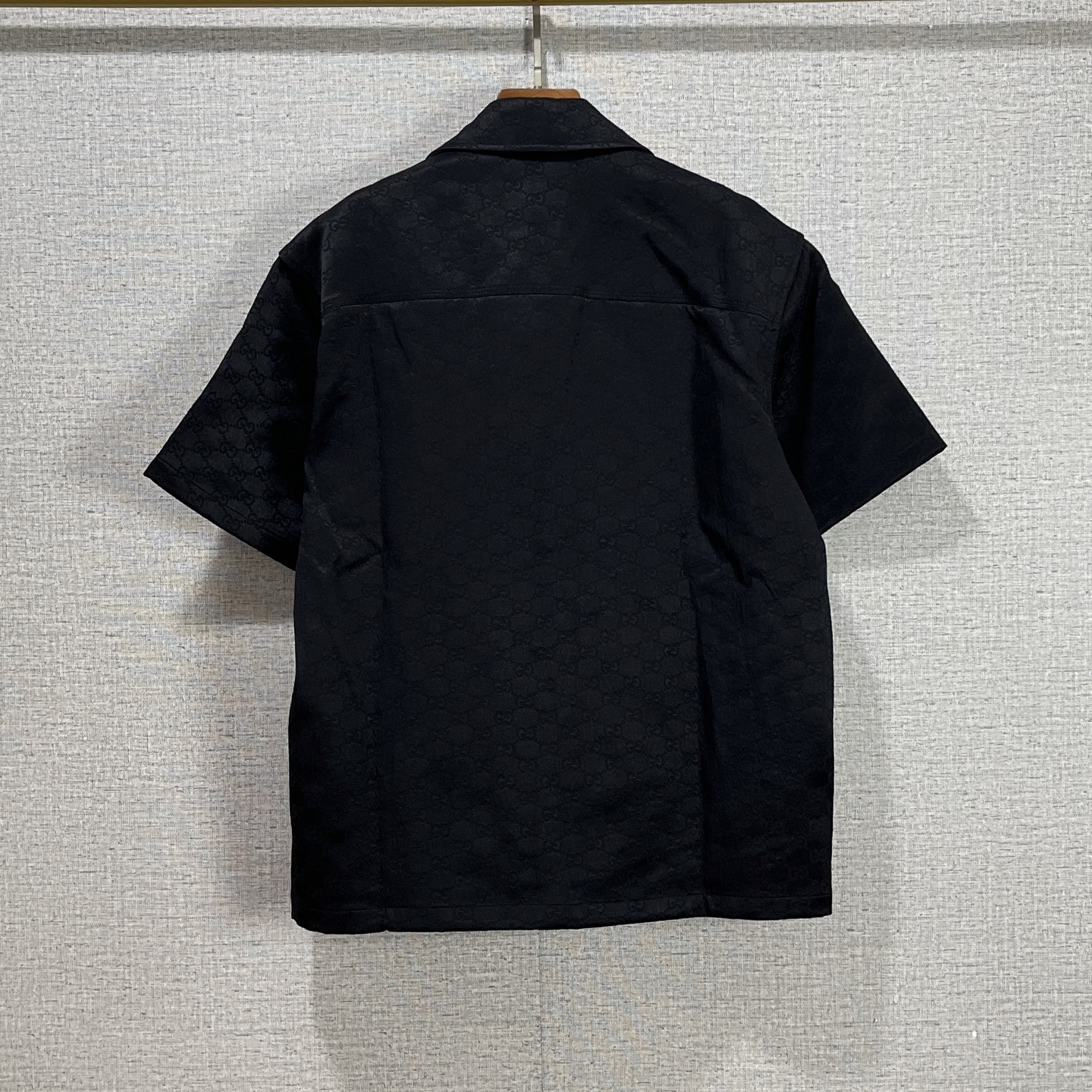 Gucci Clothing-122