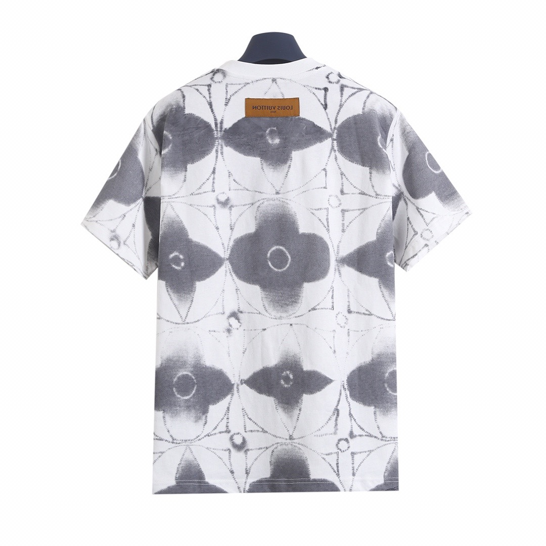 LV clothing-187