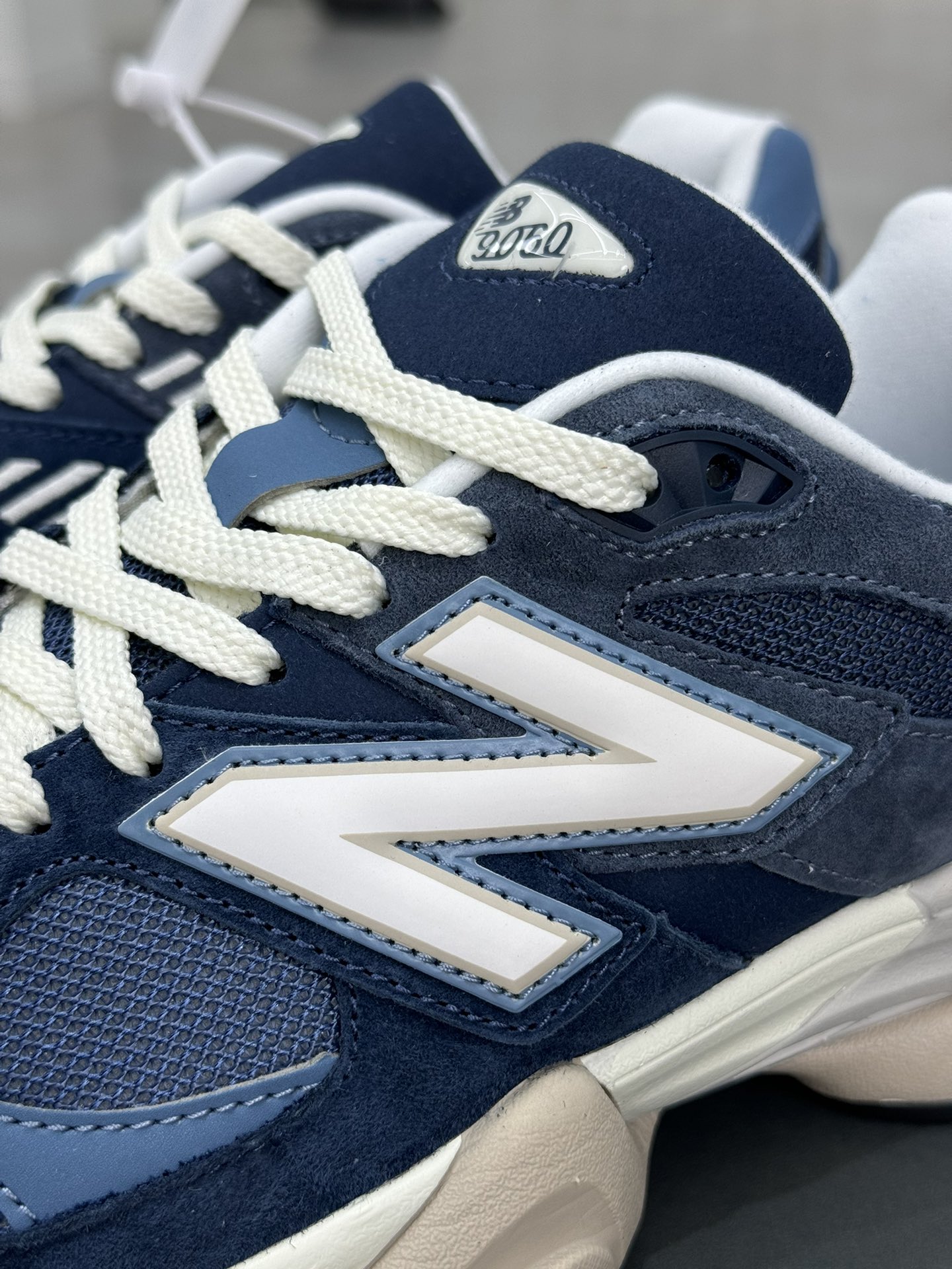 New Balance Sneakers-181