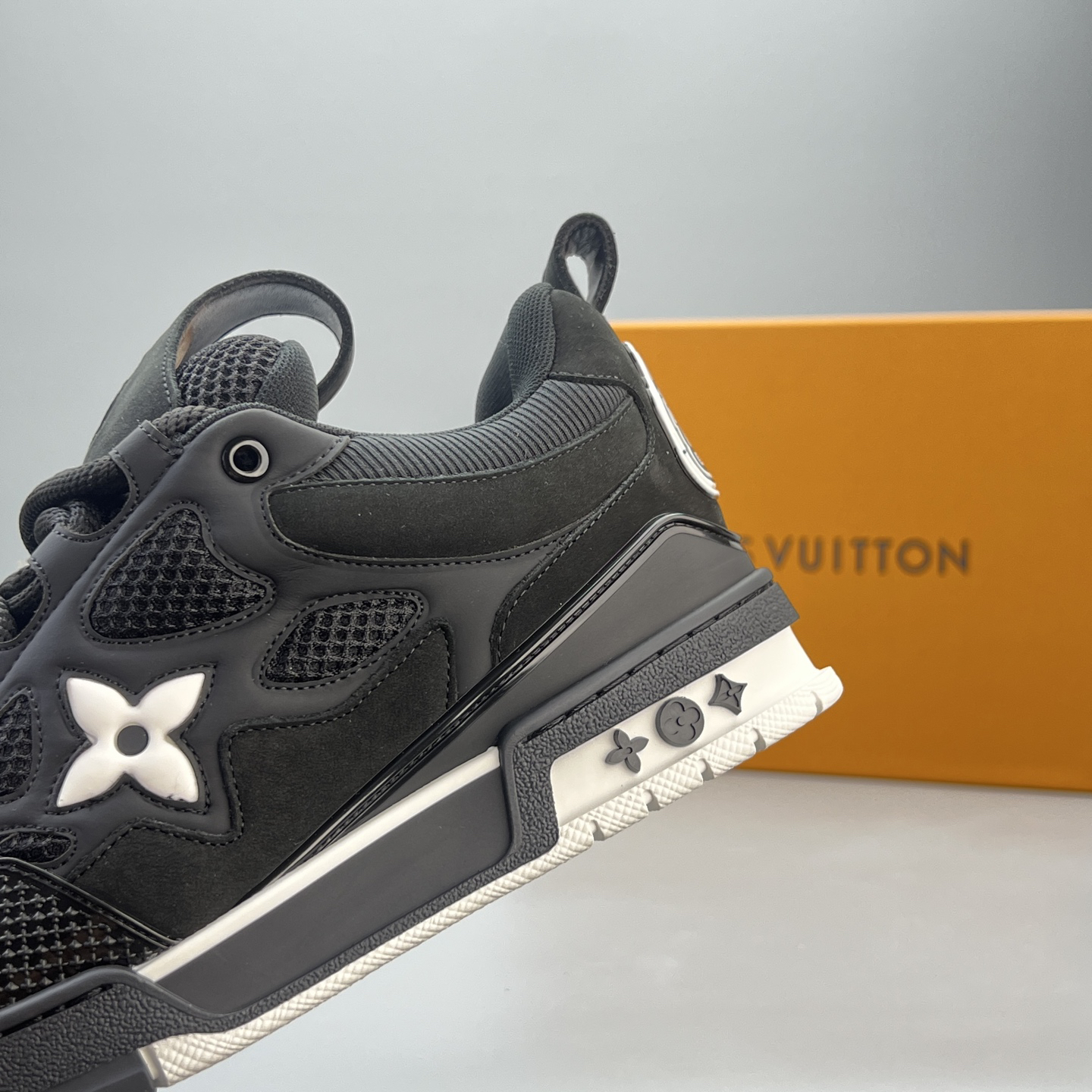 Lv Sneakers-127