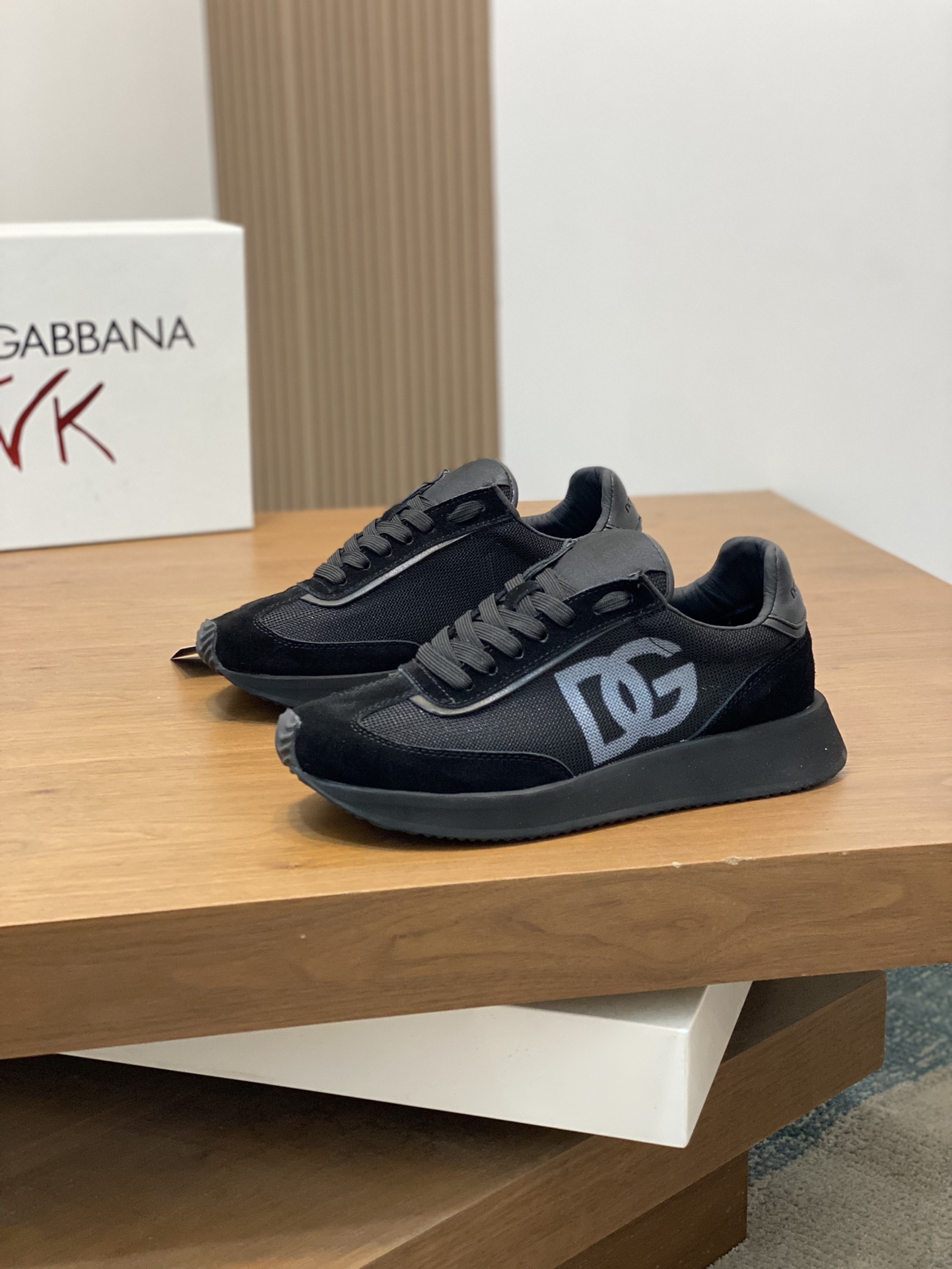 D&G Sneakers-114