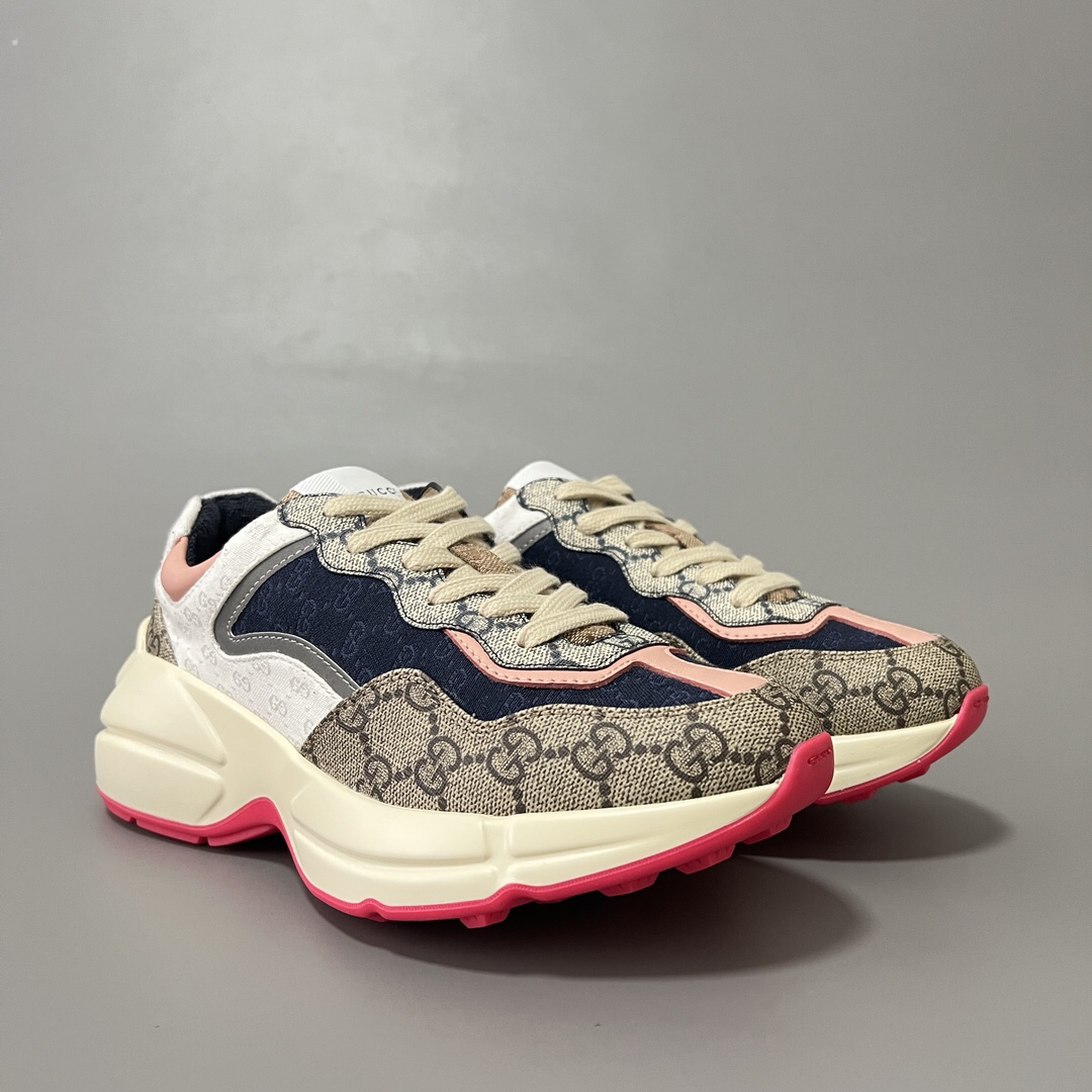 Gucci Sneakers-56