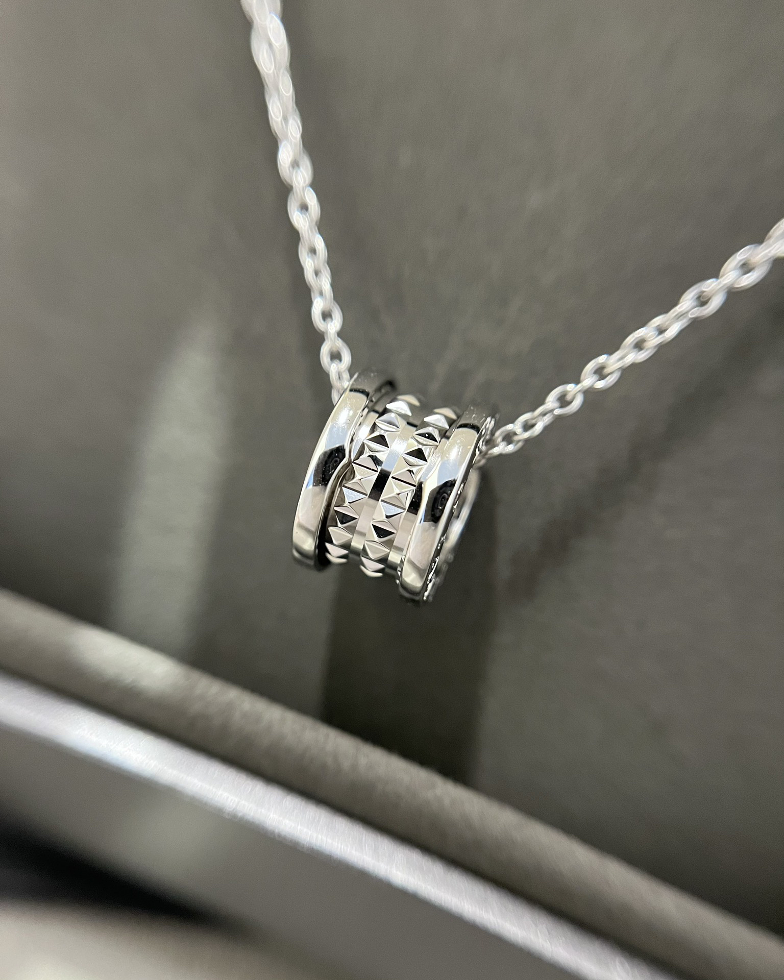 Bottega Veneta necklace-2