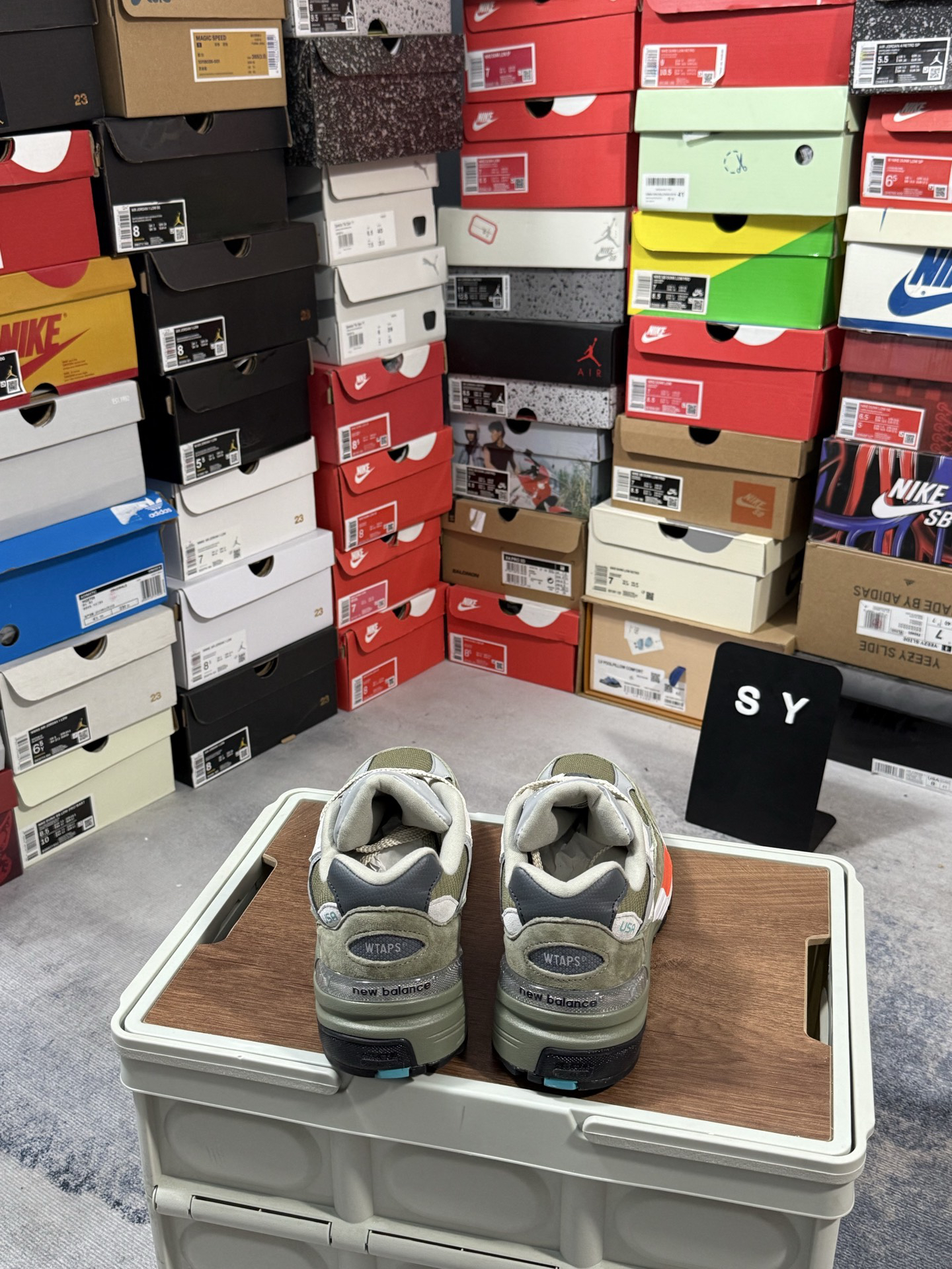 New Balance Sneakers-222