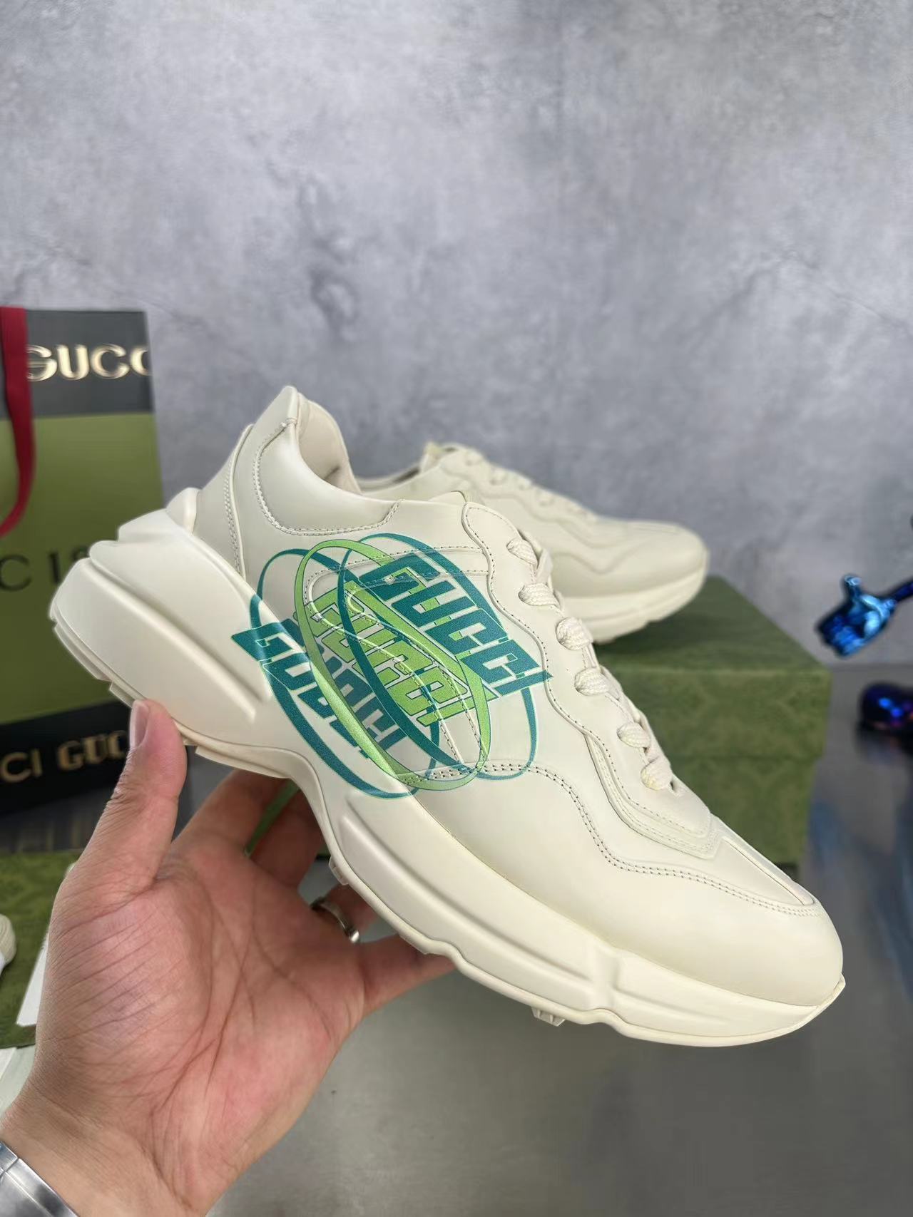 Gucci Sneakers-61