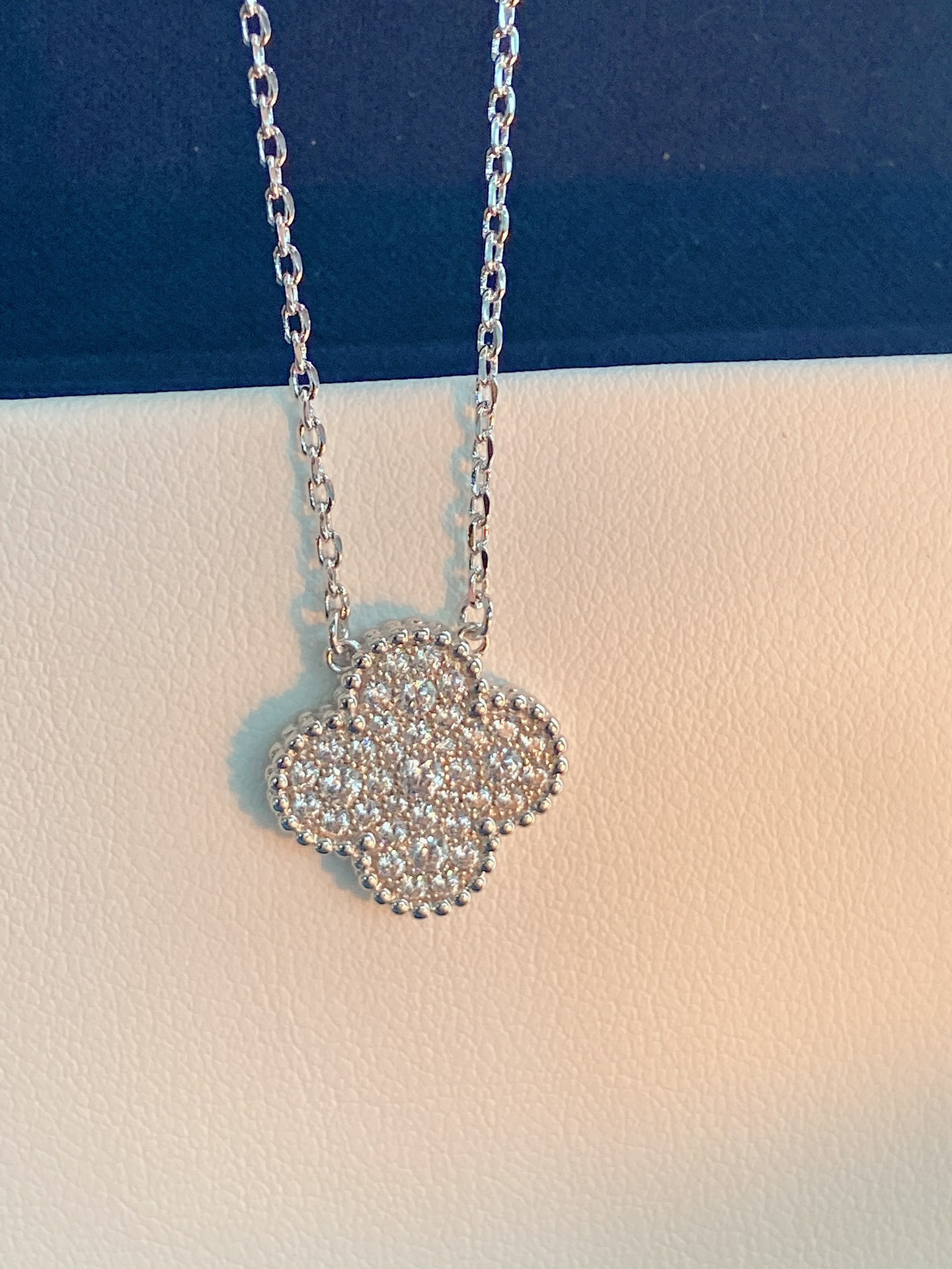 Van Cleef & Arpels necklace-26