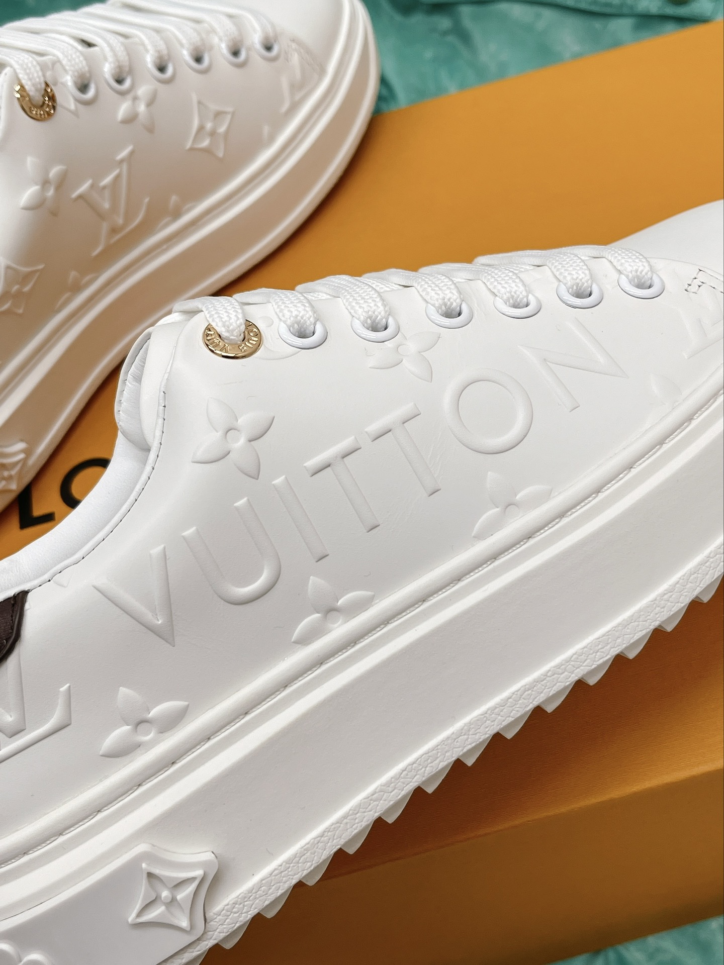 Lv Sneakers-106