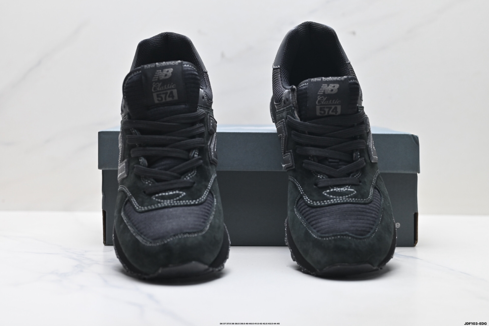 New Balance Sneakers-2