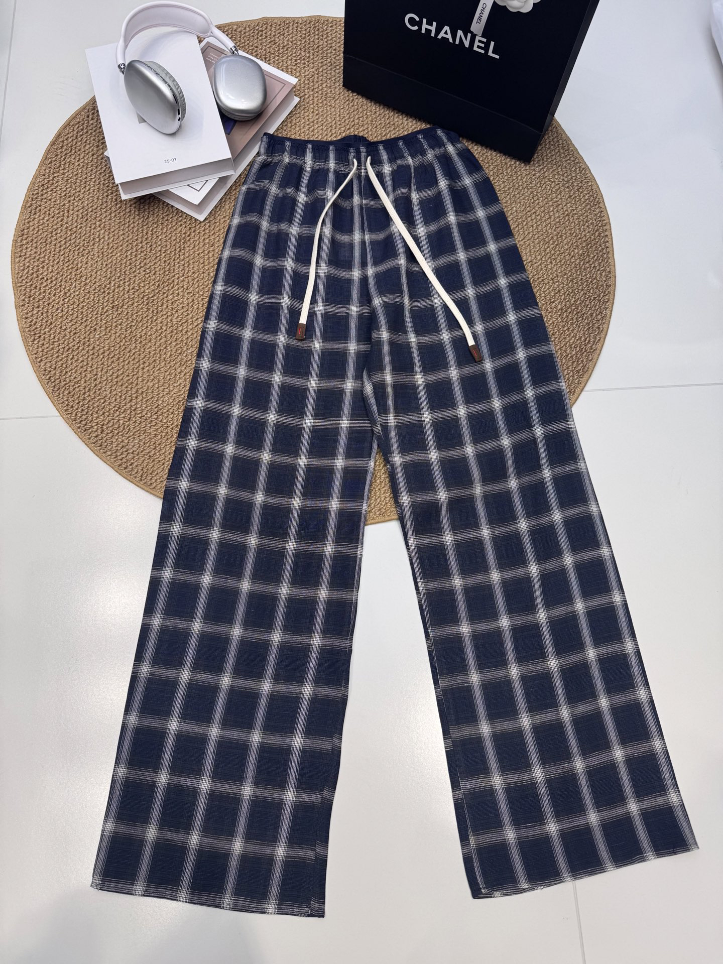 Chanel Clothing-93