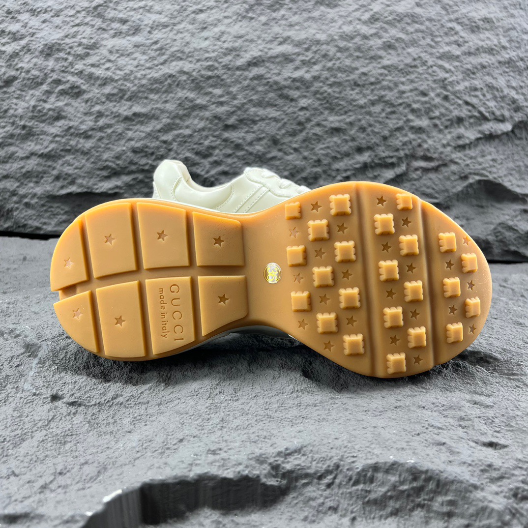 Gucci Sneakers-46