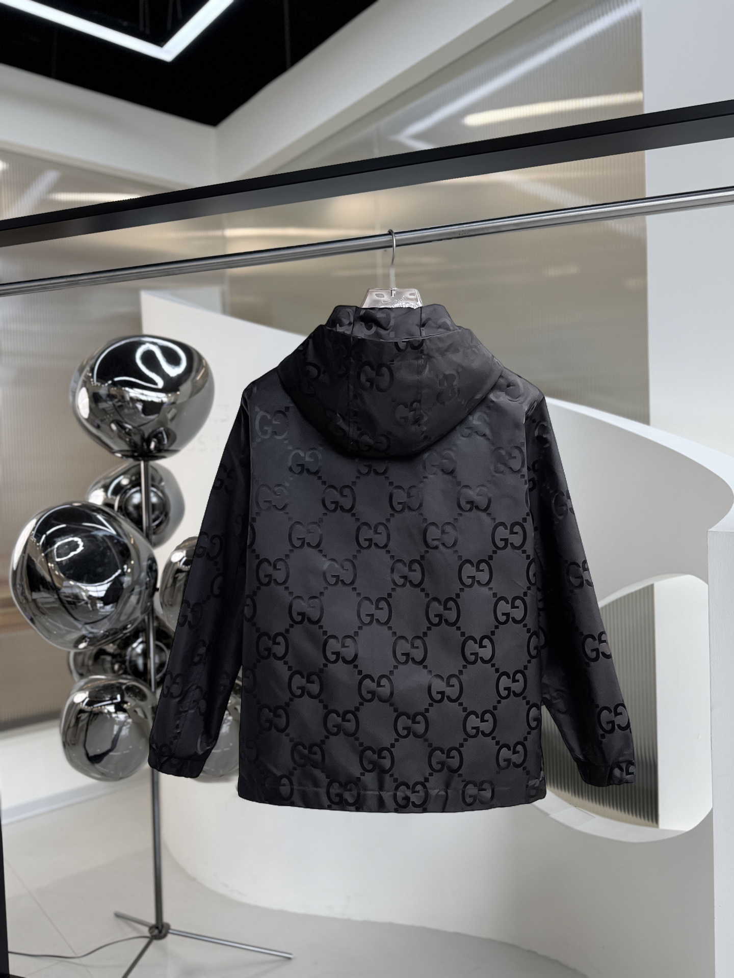 Gucci Clothing-173