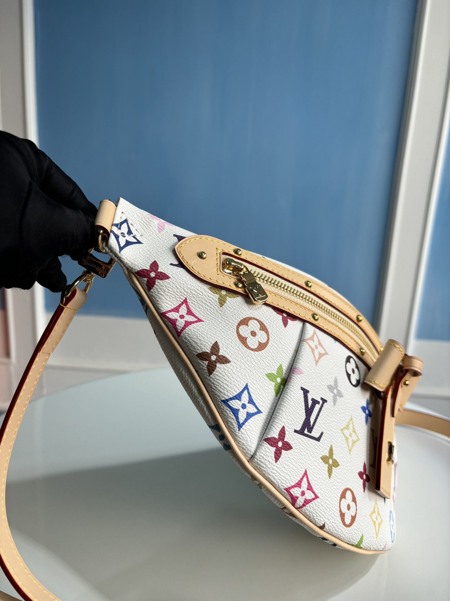 Louis Vuitton Hot New Product-89