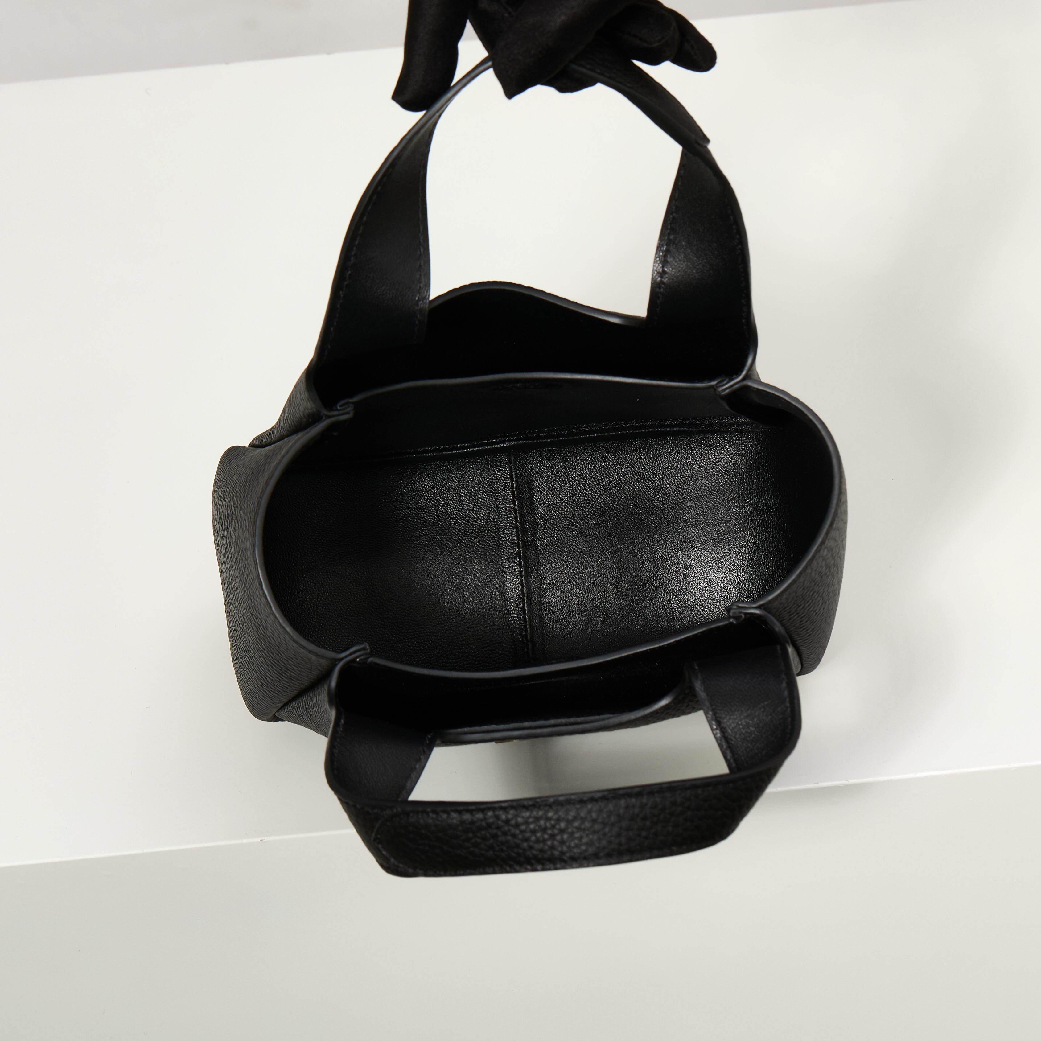 Prada Hot New Product-48