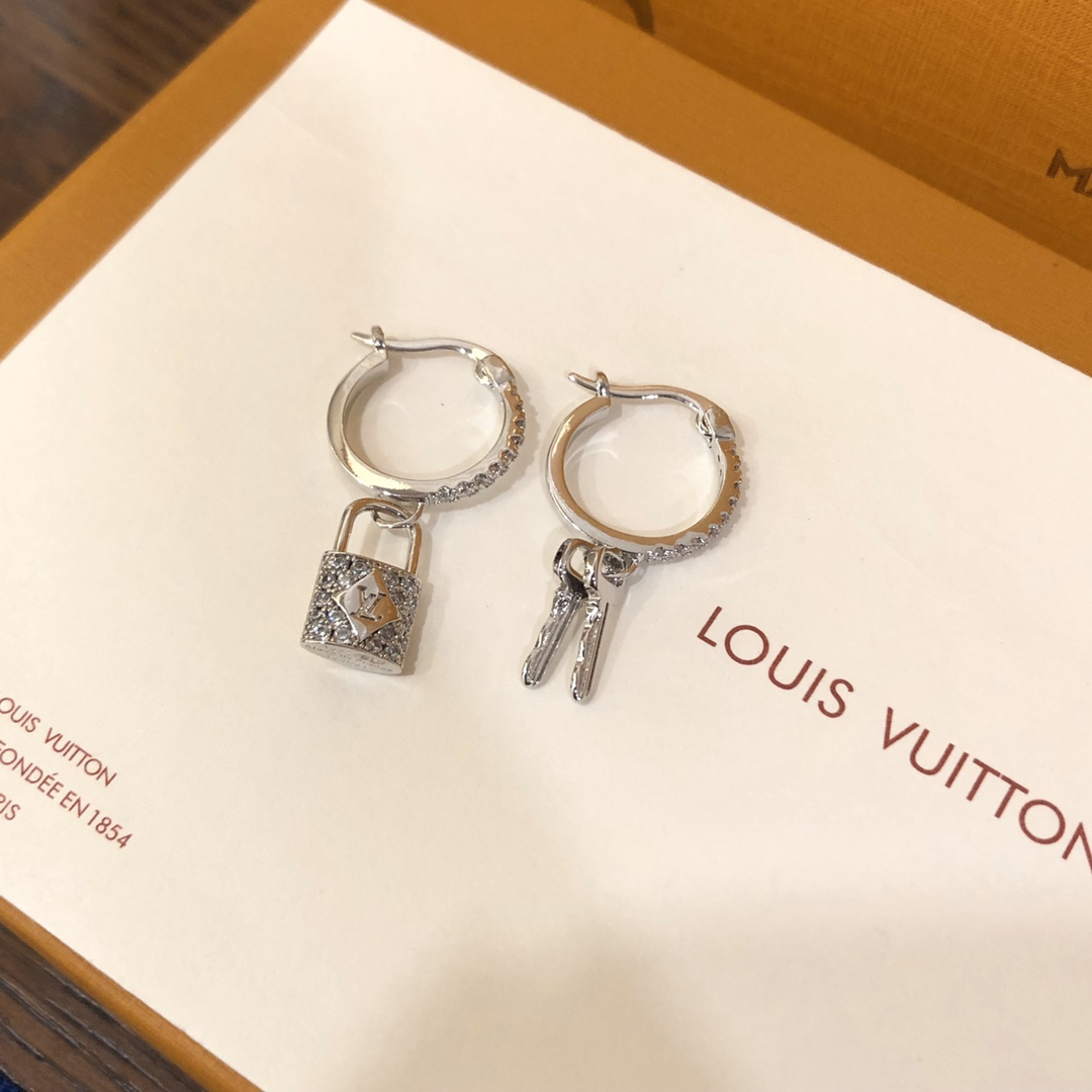 LV earrings-19
