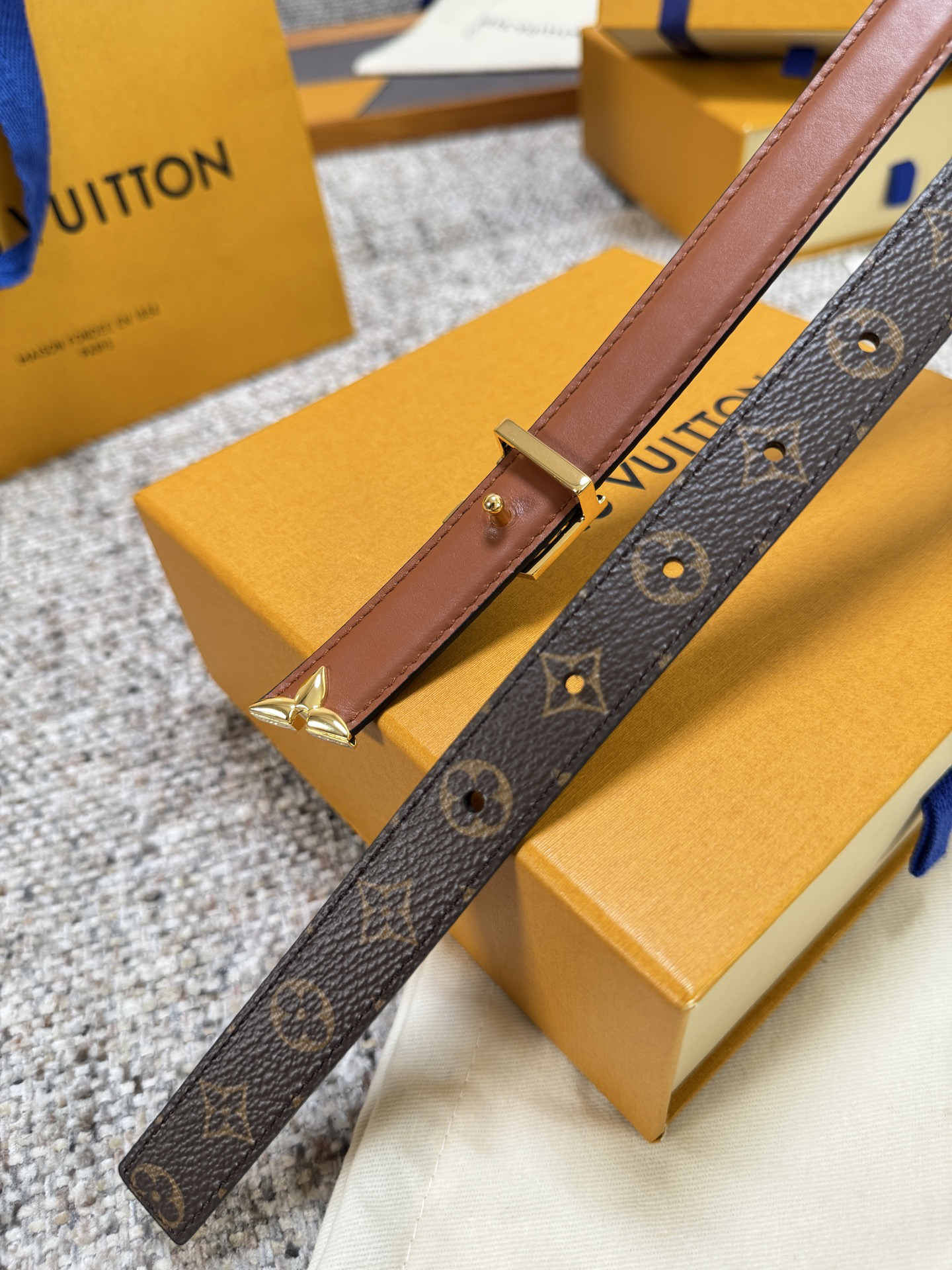 Lv belt-74