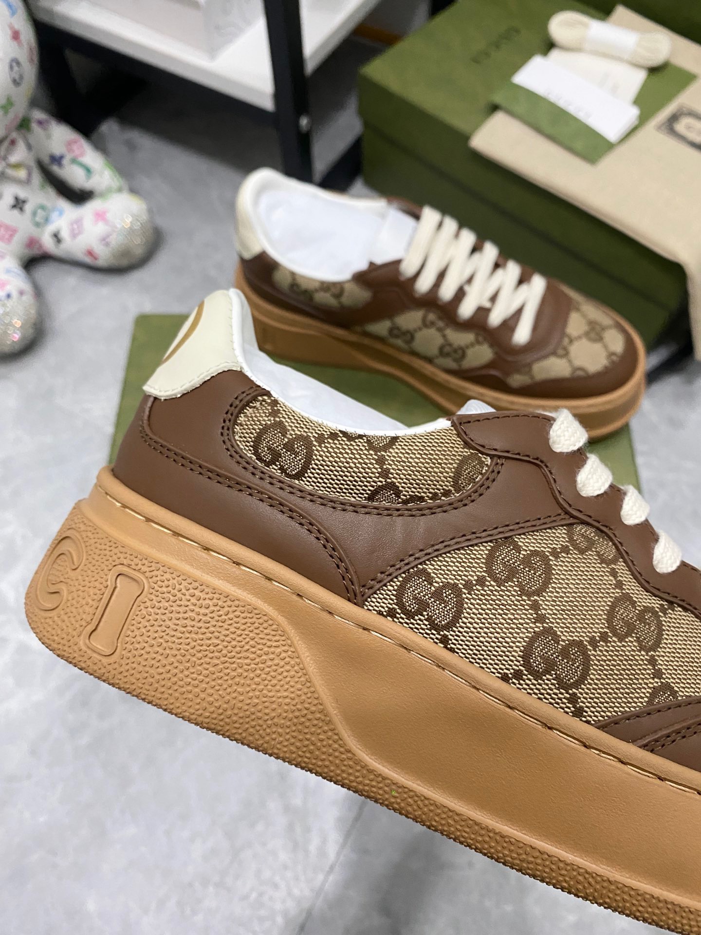 Gucci Sneakers-63