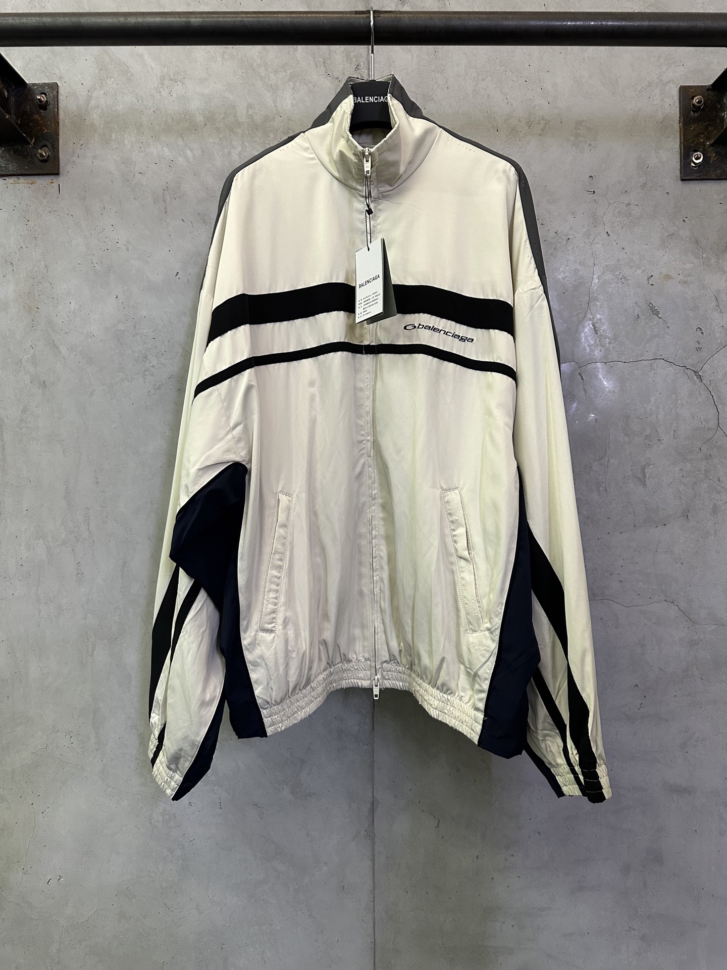 Balenciaga Clothing-360