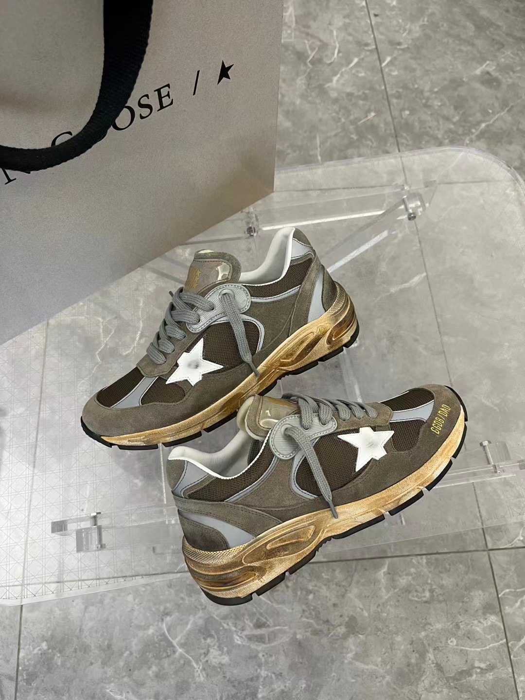 Golden Goose Sneakers-94