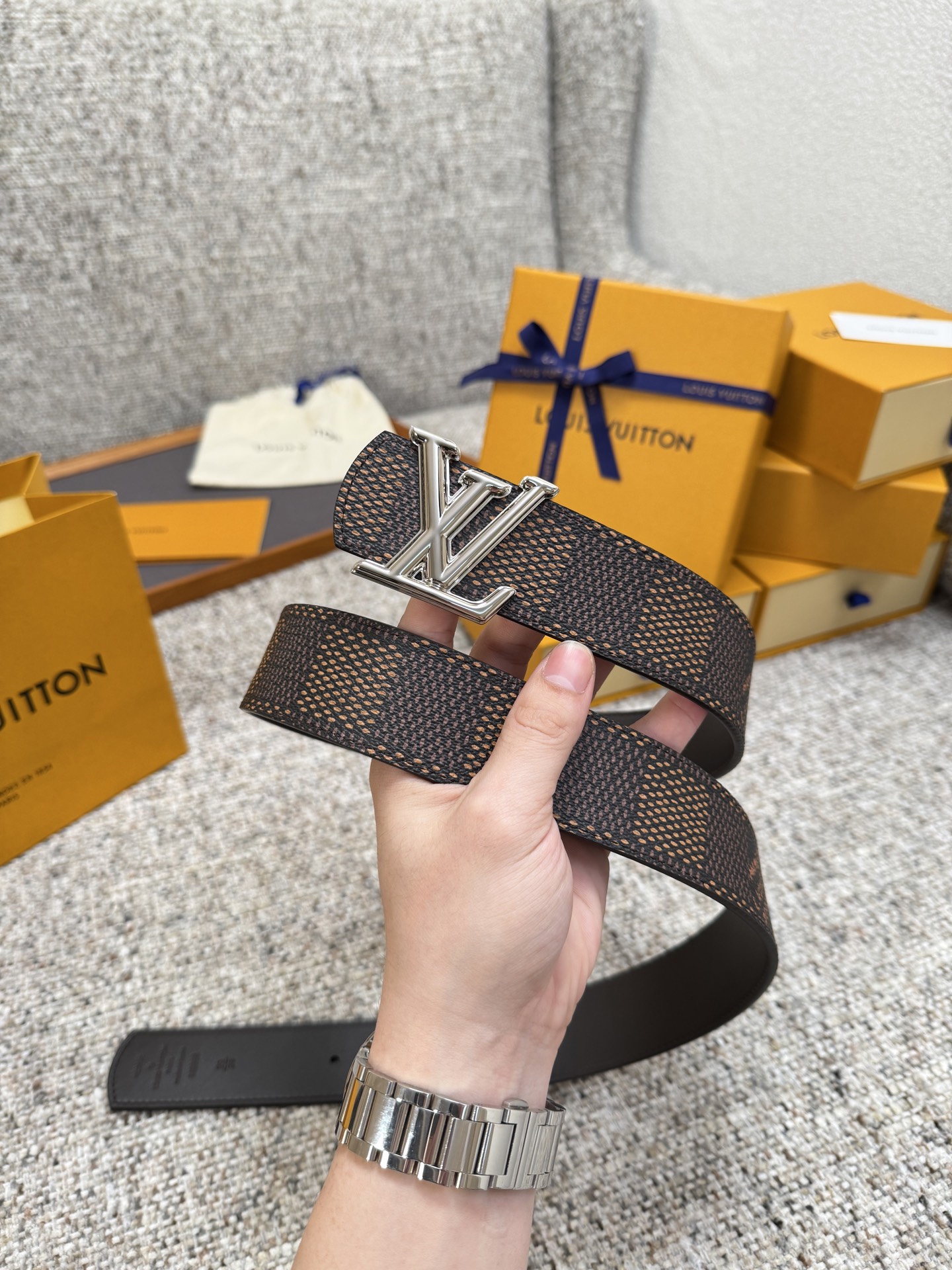 Lv belt-39