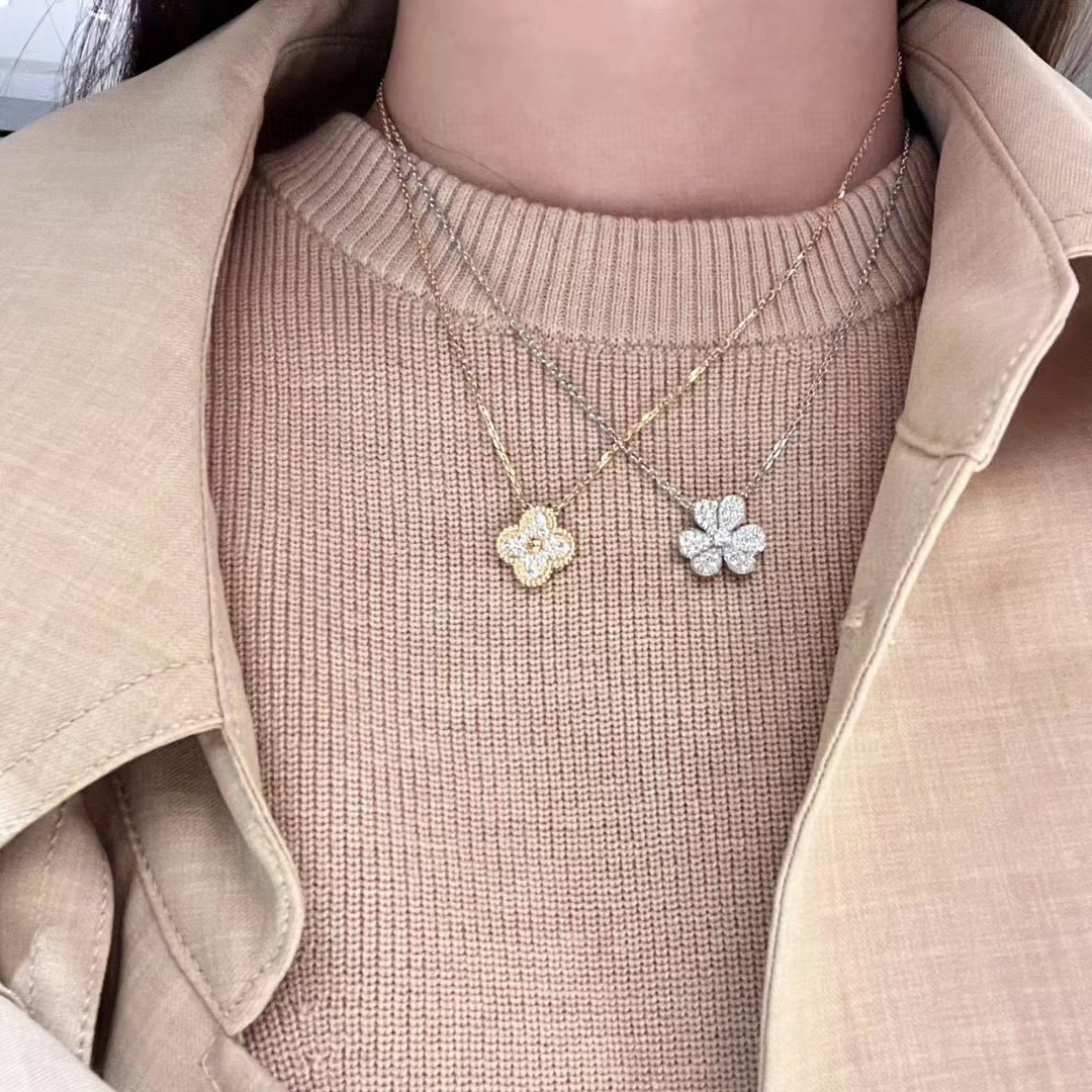 Van Cleef & Arpels necklace-16