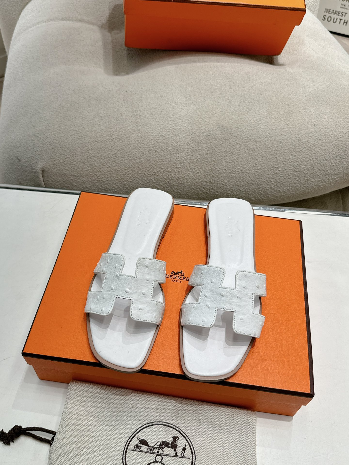 Hermes Summer footwear
