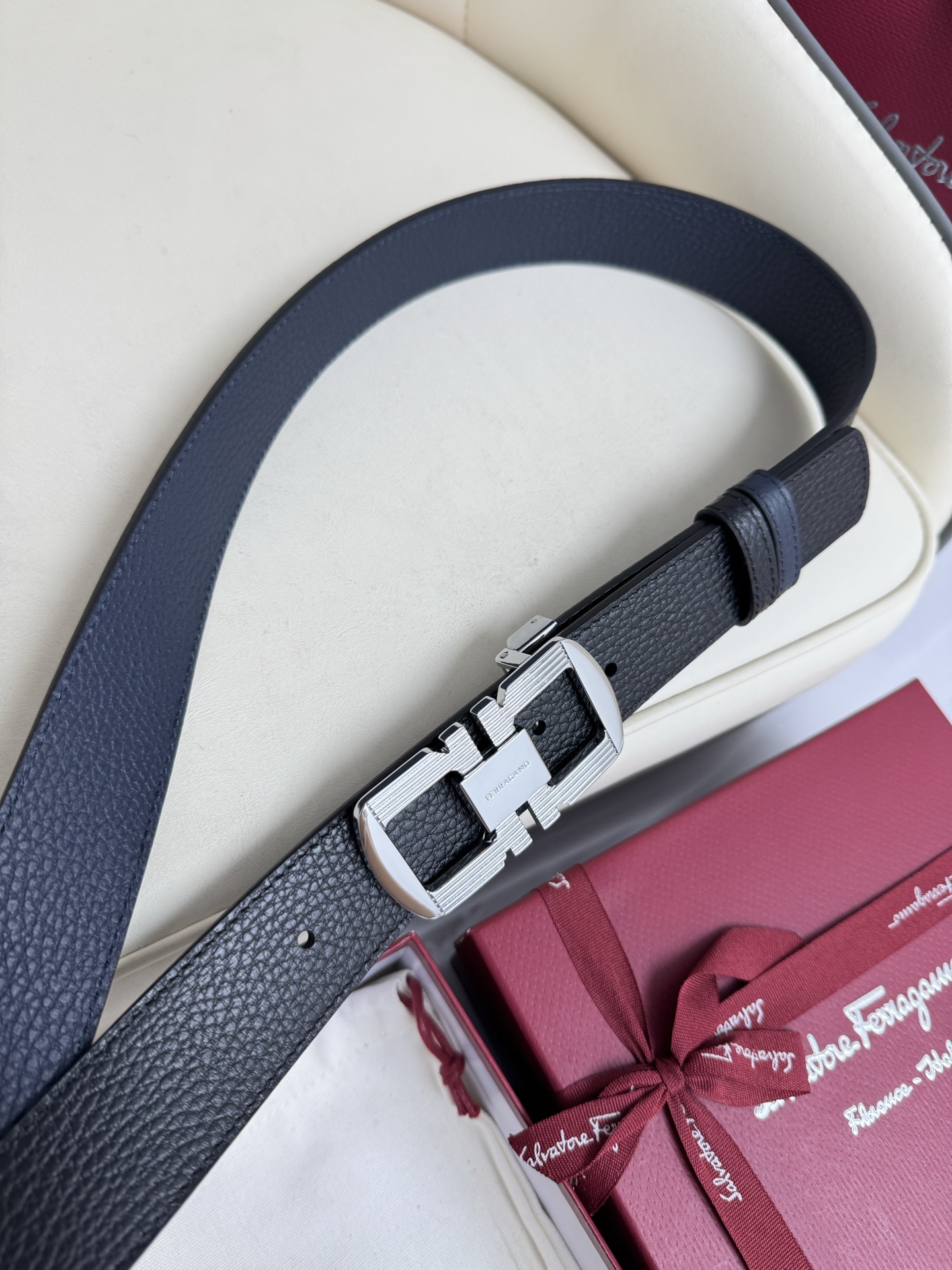 Ferragamo belt-108