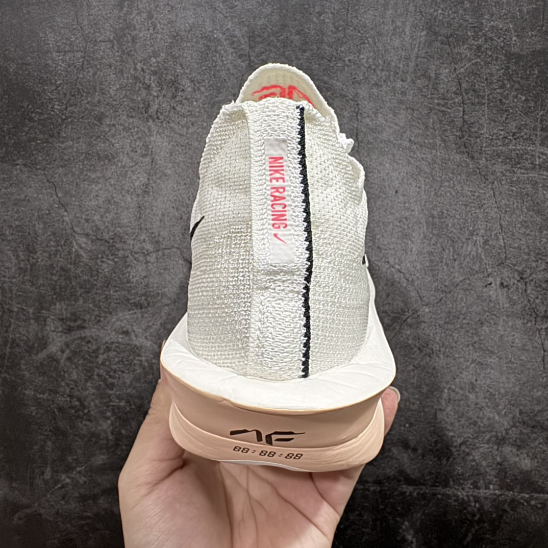 Nike Sneakers-160