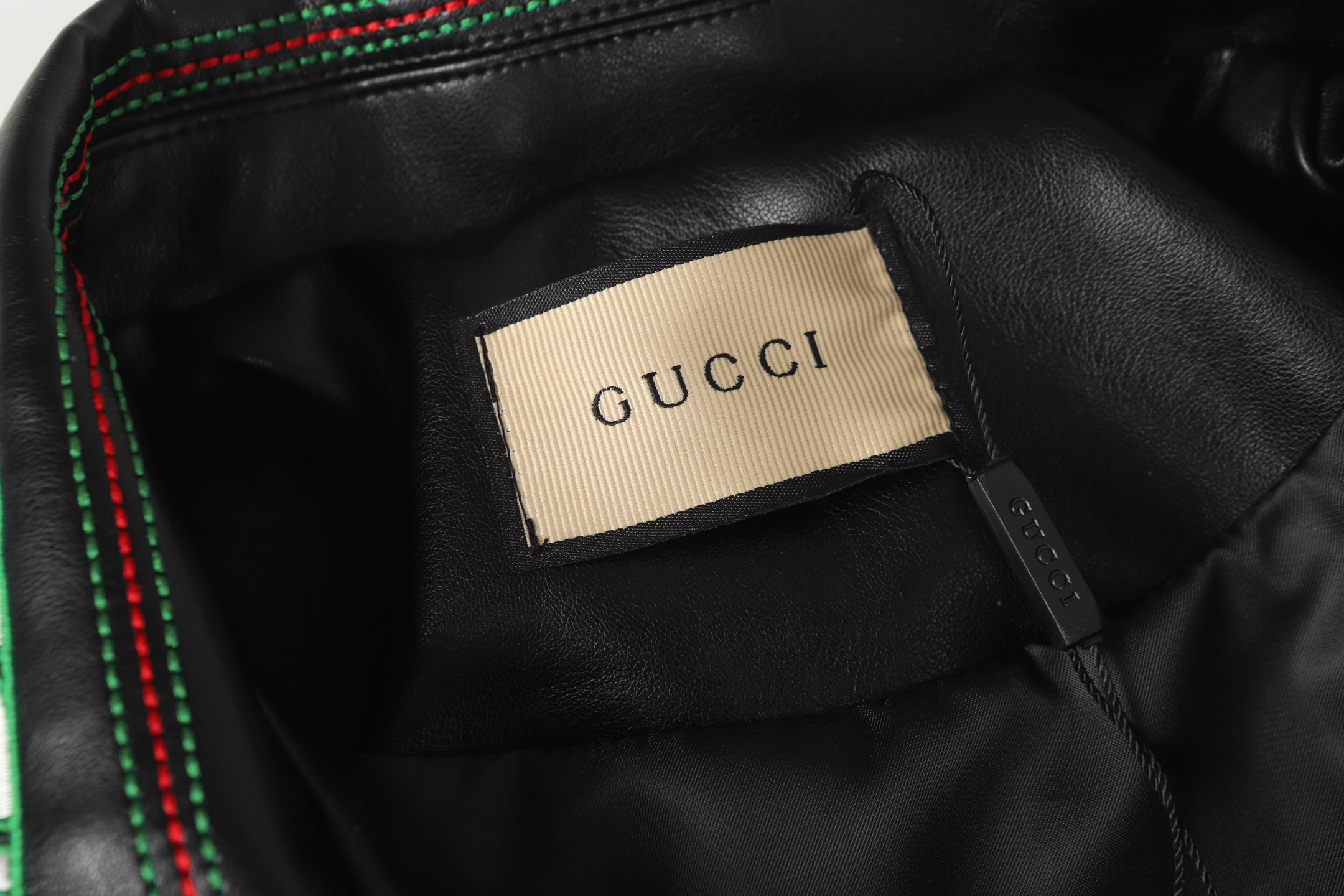 Gucci Clothing-284