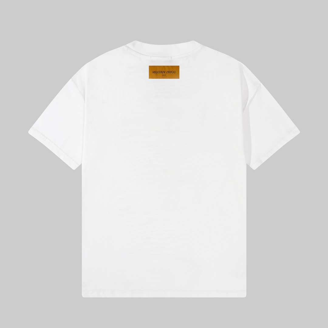 LV clothing-136