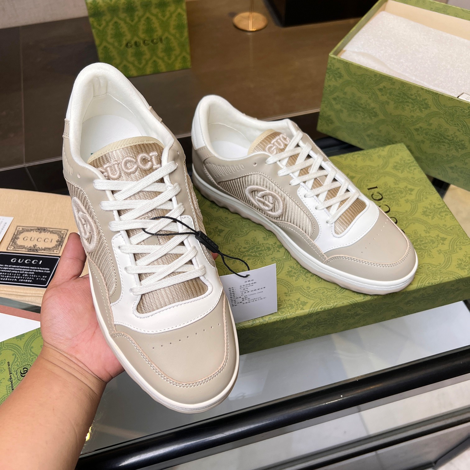 Gucci Sneakers-127