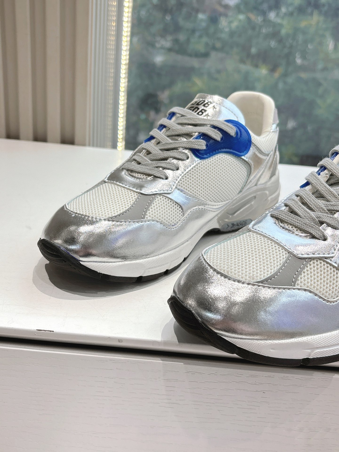 Golden Goose Sneakers-20