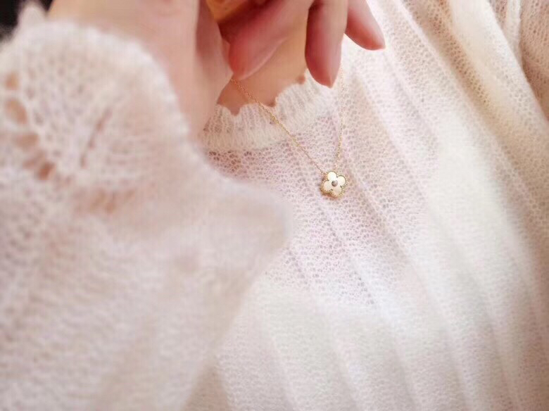 Van Cleef & Arpels necklace-71