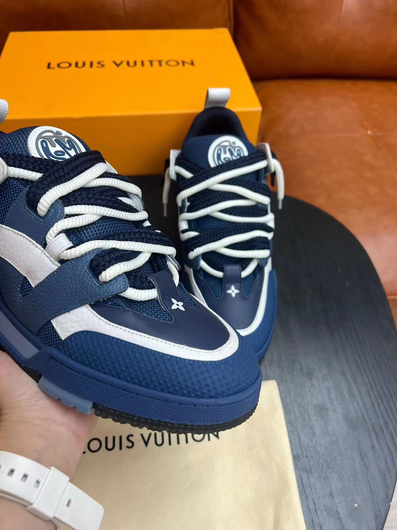 Lv Sneakers-44