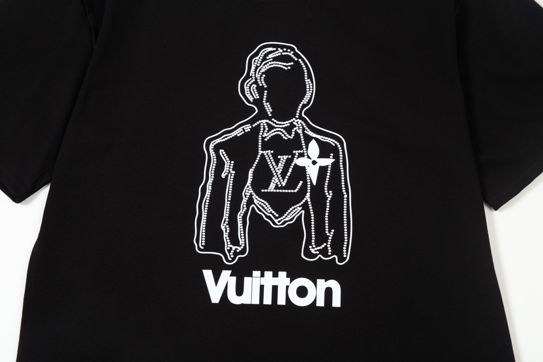 LV clothing-128