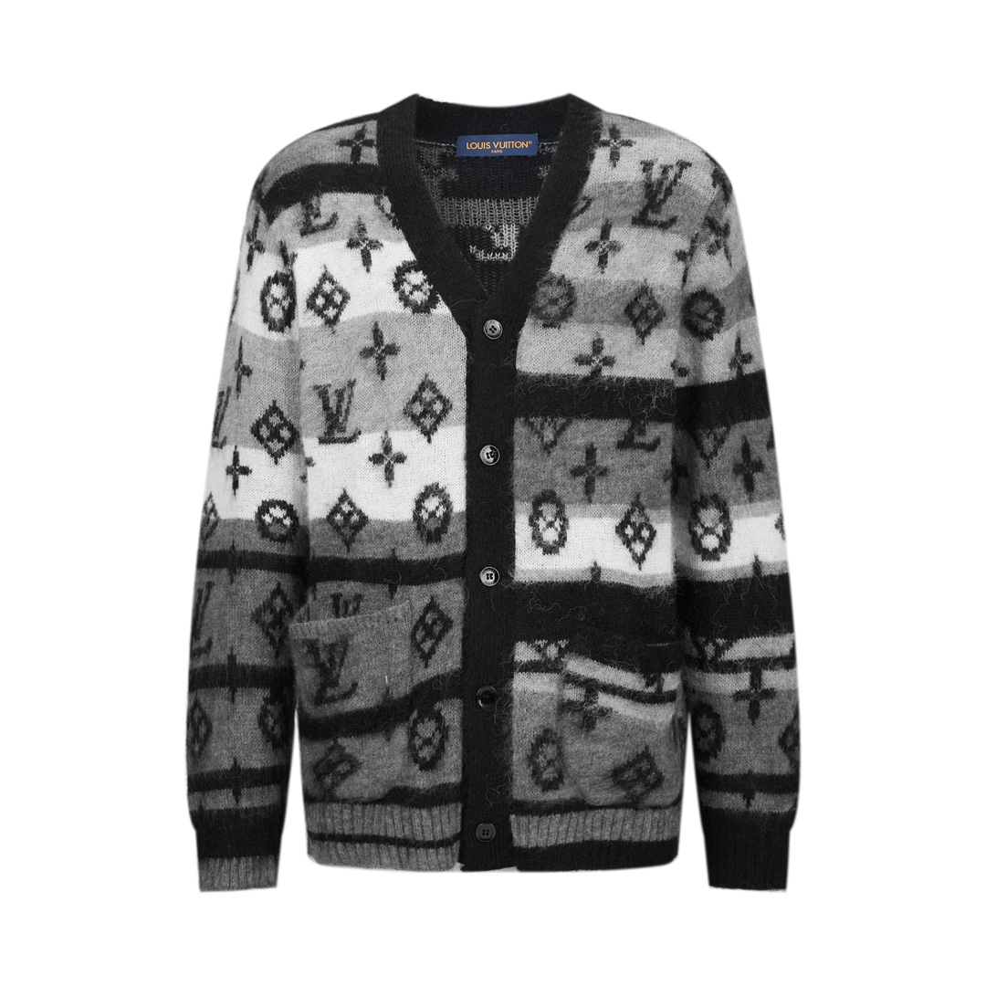 LV Clothing-196