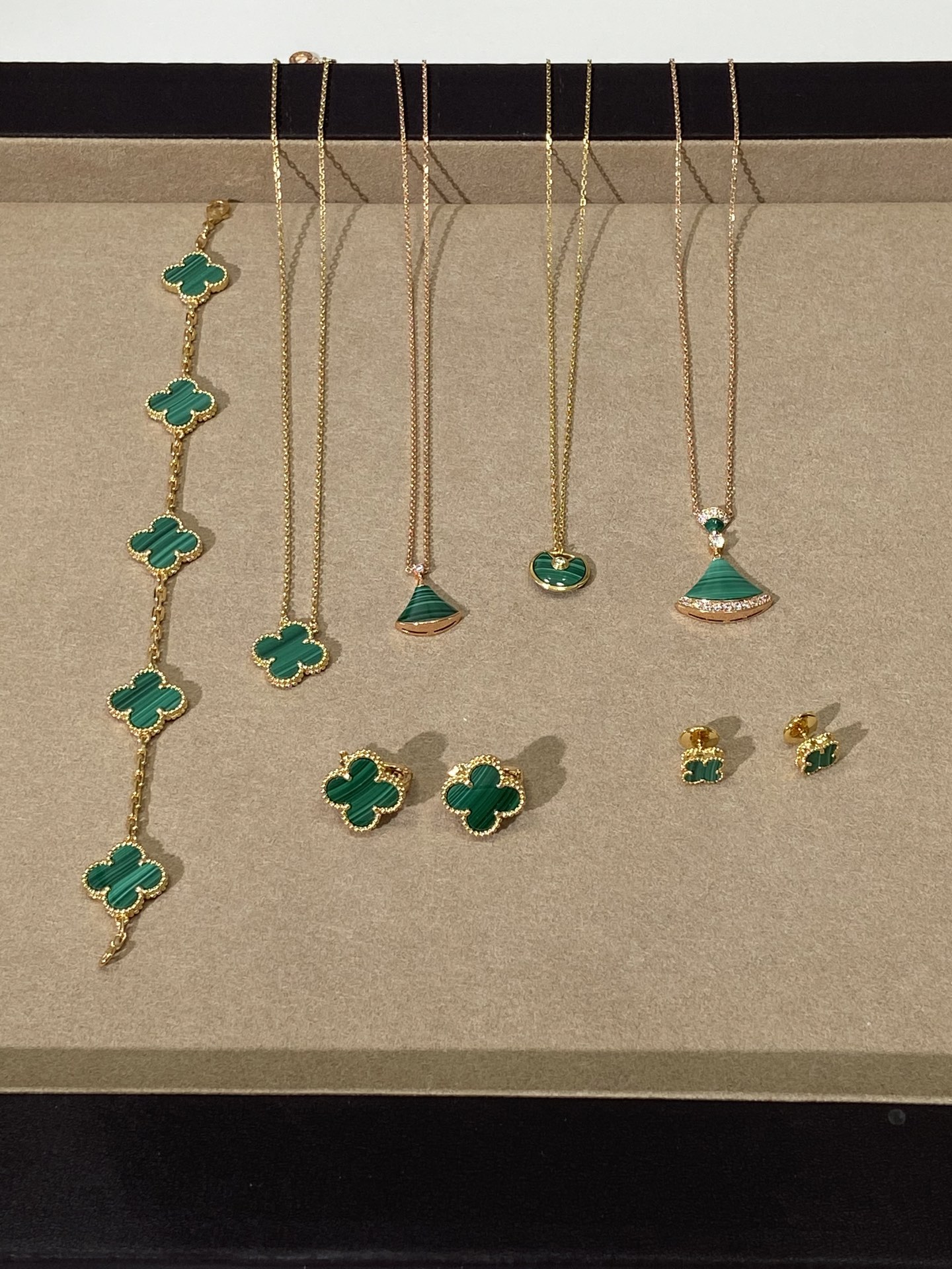 Van Cleef & Arpels Bracelet-96