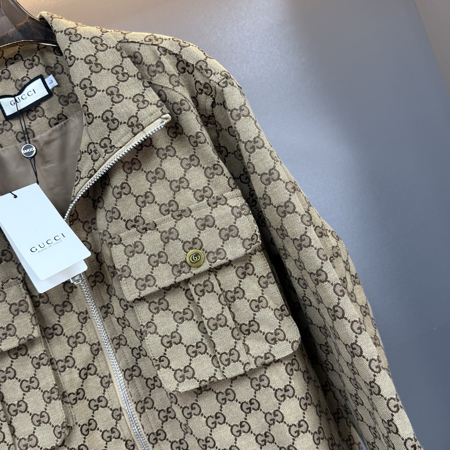 Gucci clothing-214