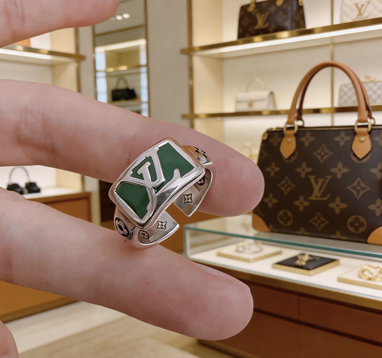 LV ring-51