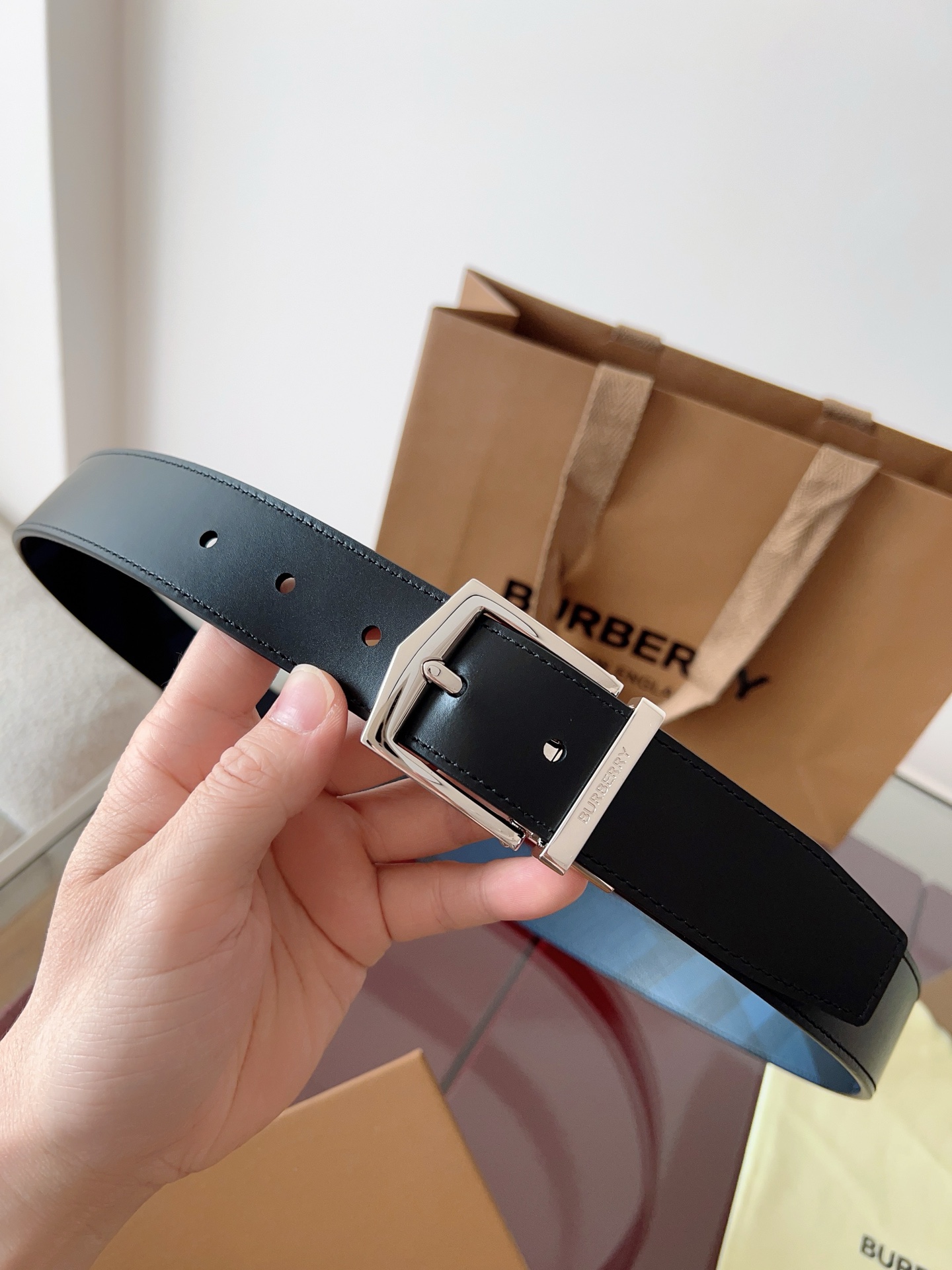 Burberry belt-129