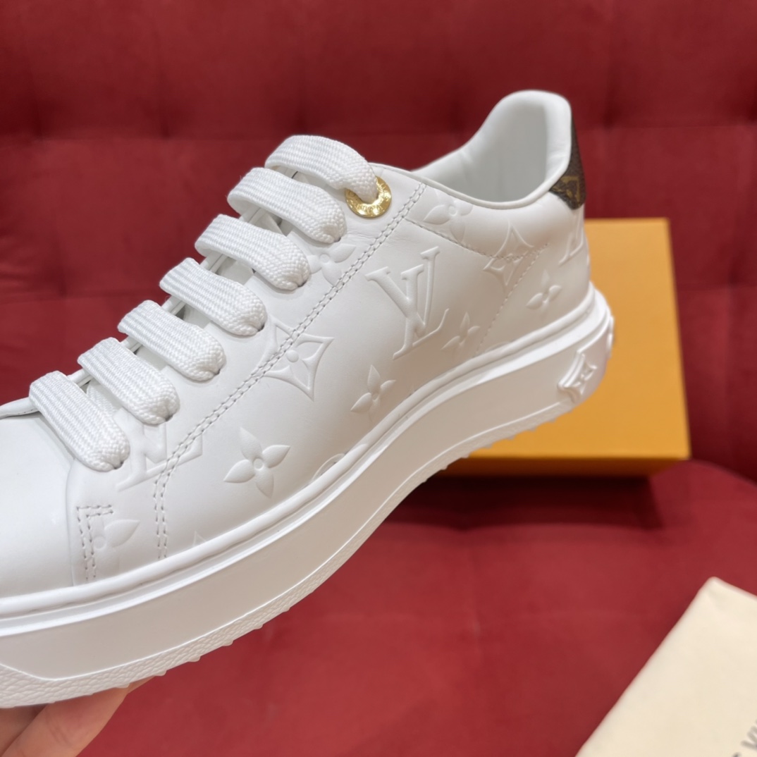 Lv Sneakers-102